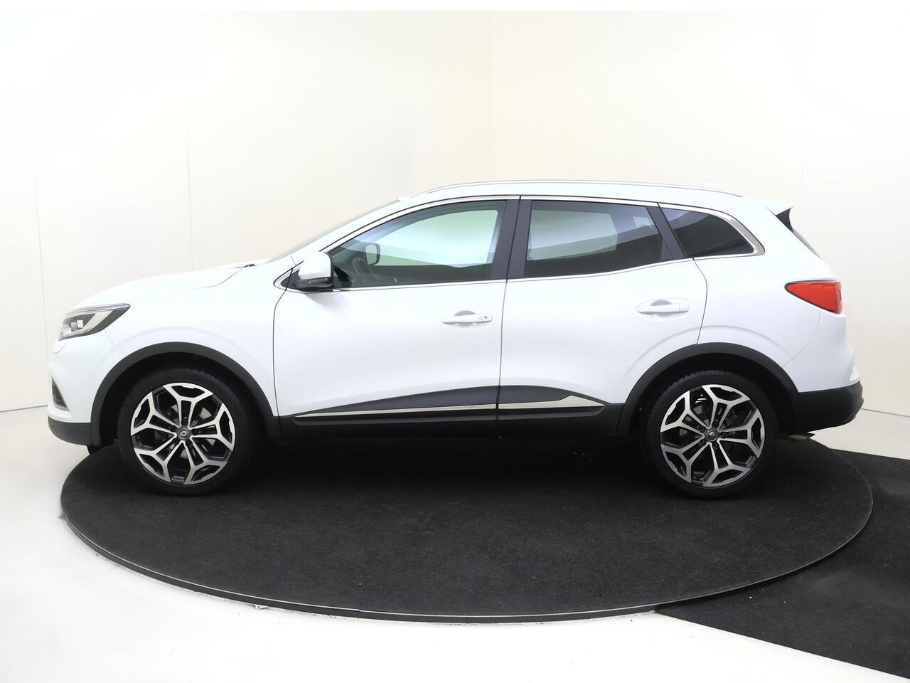 Renault KADJAR 1.3 TCe Intens Trekhaak | Navigatie | Parkeersensoren | Stoelverwarming