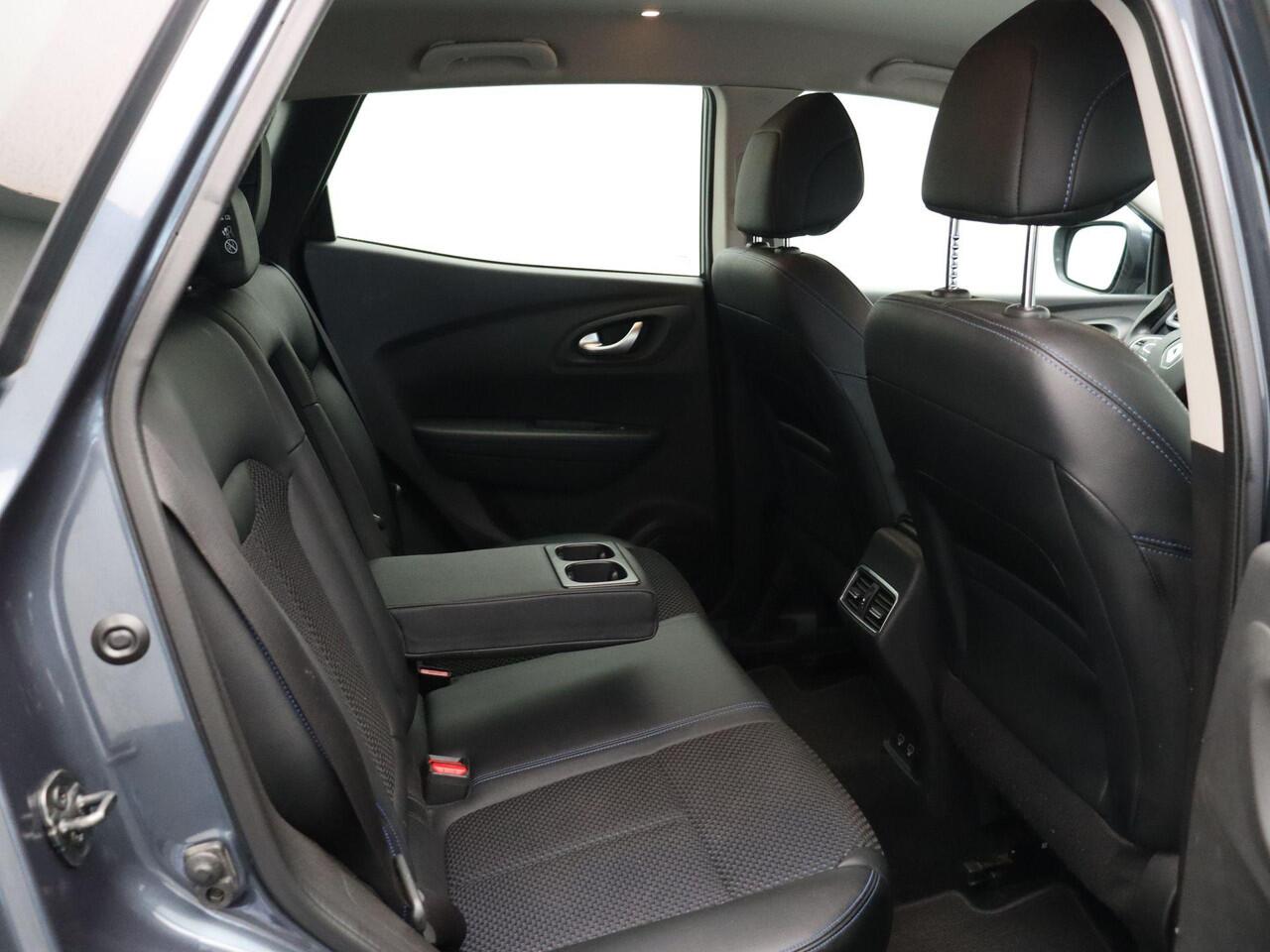 Renault KADJAR 140pk TCe Zen | Parkeersensoren achter | Stoelverwarming | lichtmetalen velgen | climate control |