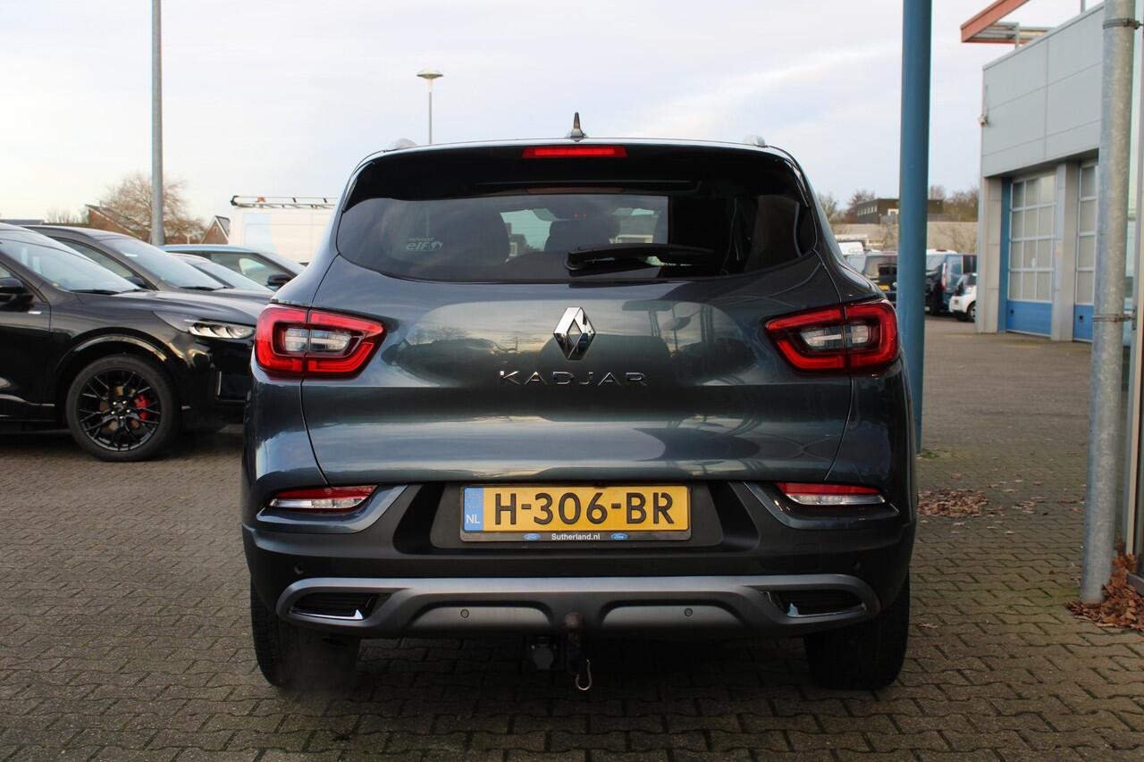 Renault KADJAR 1.3 TCe Black Edition | Automaat | Trekhaak 1500KG | BOSE | Stoelverwarming | Panorama Dak | Navigatie | Cruise Control | Climate Control | Camera |