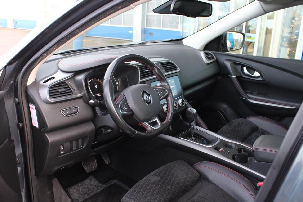 Renault KADJAR 1.3 TCe Black Edition | Automaat | Trekhaak 1500KG | BOSE | Stoelverwarming | Panorama Dak | Navigatie | Cruise Control | Climate Control | Camera |