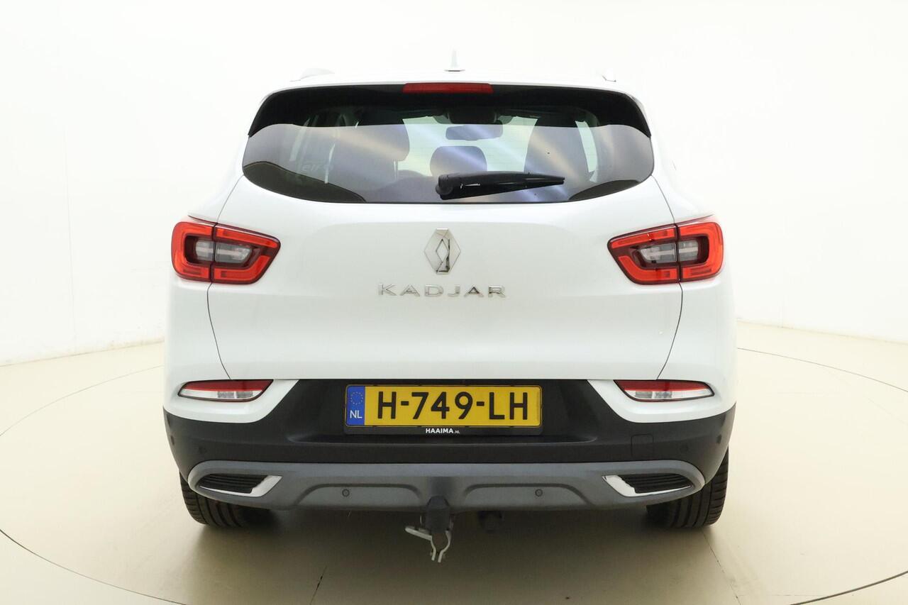 Renault KADJAR 1.3 TCe Intens | Apple carplay/Android auto | Trekhaak | Cruise control | Climate control | Achteruitrijcamera | Panoramadak | Lichtmetalen velgen 19'' | Stoelverwarming |