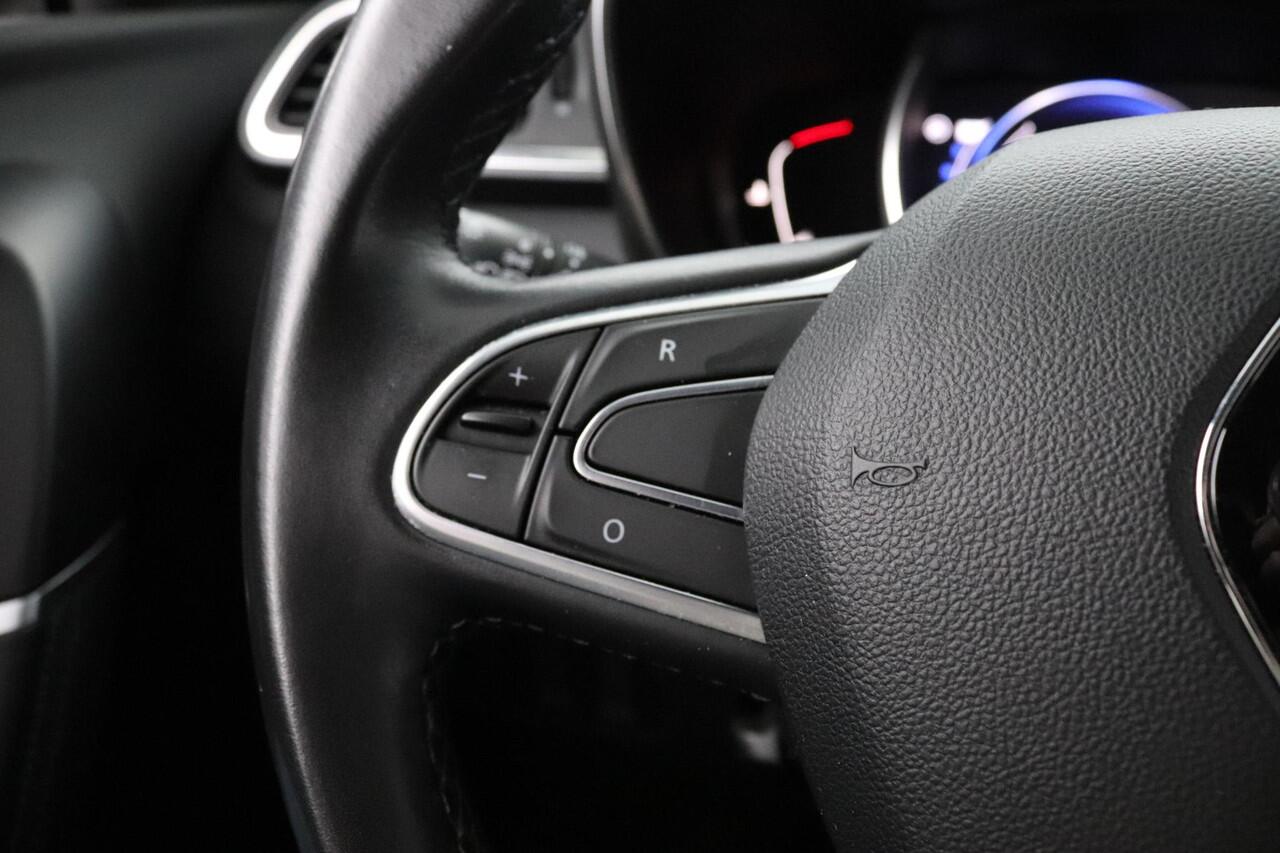 Renault KADJAR 1.3 TCe 140 EDC Intens | Automaat | Camera | Carplay/Android Auto |