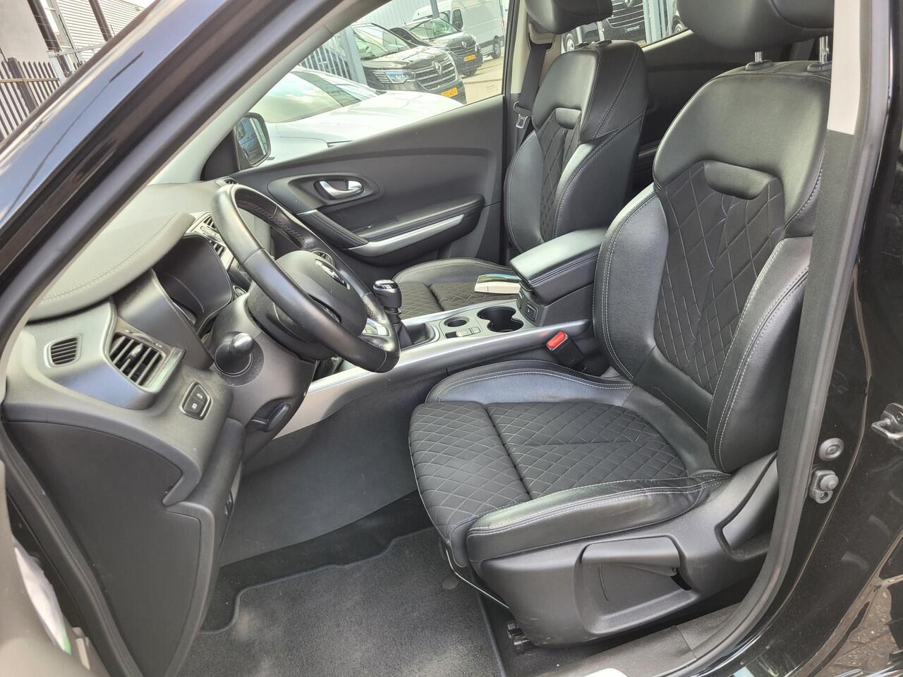 Renault KADJAR 1.3 TCe Intens (Hoge instap) Navigatie | Camera | Stoelverwarming