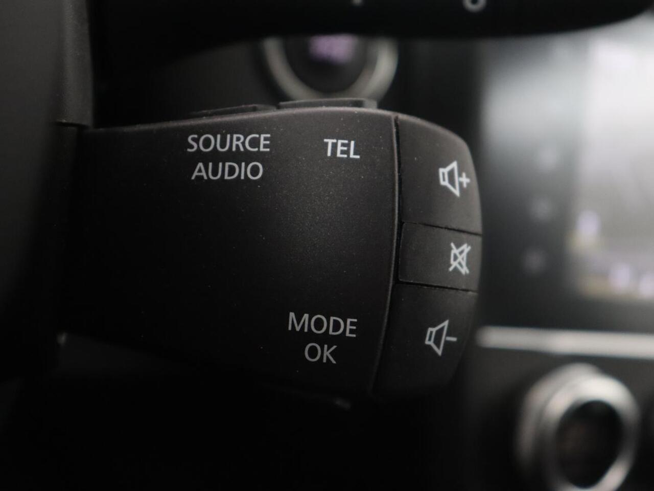 Renault KADJAR 1.3 TCe Limited | 60.800km NAP | Carplay | Navigatie | Climate control | Keyless | Parkeerhulp | Cruise control | DAB | Bluetooth