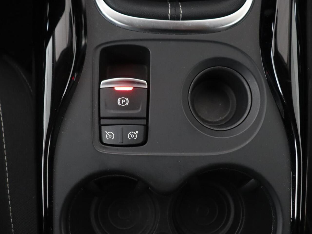 Renault KADJAR 1.3 TCe Limited | 60.800km NAP | Carplay | Navigatie | Climate control | Keyless | Parkeerhulp | Cruise control | DAB | Bluetooth