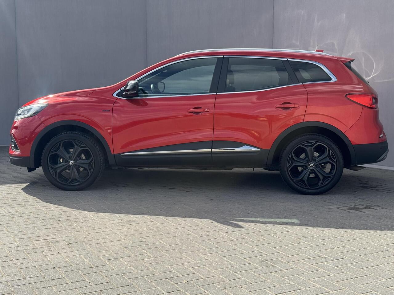 Renault KADJAR 1.3 TCe 160 Black Edition / Navigatie / Cruise Control / Camera / Climate Control / Elektrische bestuurdersstoel / Dodehoekdetectie/ stoelverwarming