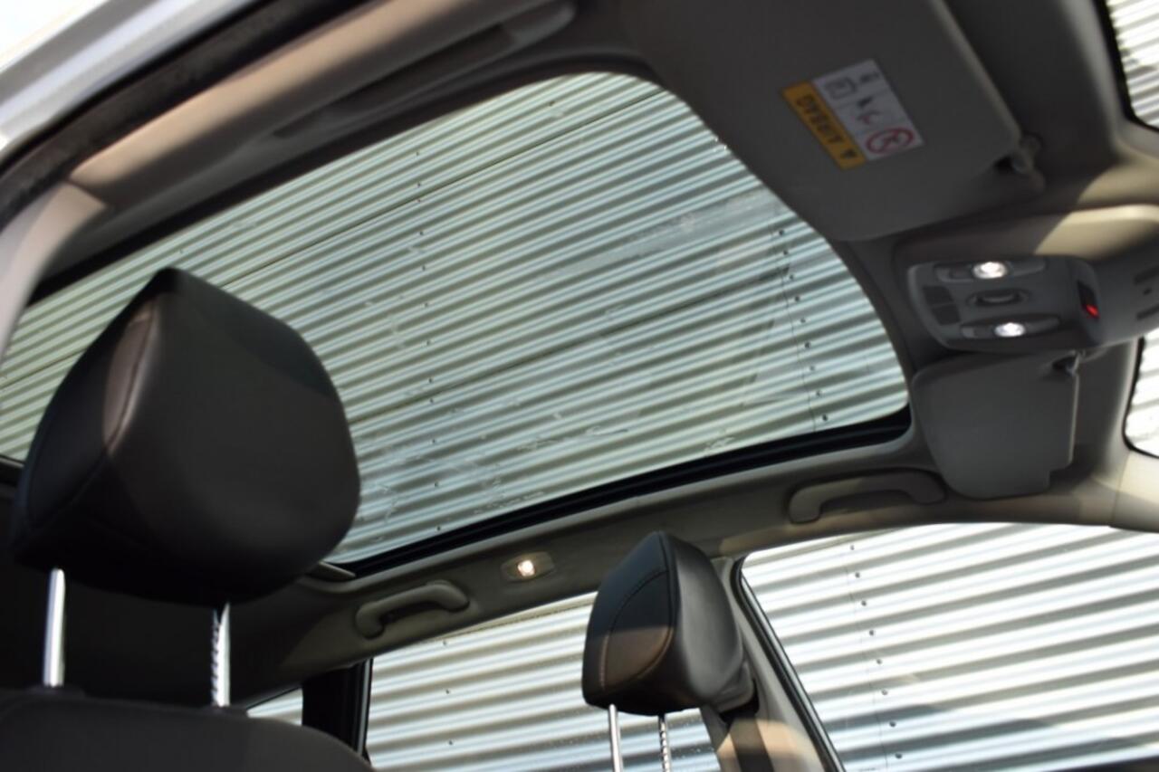 Renault KADJAR 1.3 TCE AUT. BLACK EDITION / ADAP. CRUISE / LEDER / P.DAK / TREKHAAK