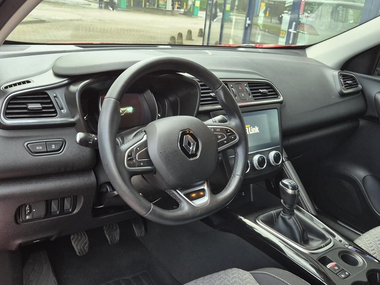 Renault KADJAR 1.3 TCe 140PK Limited | Navigatie | Parkeersensoren | Cruise Control | Climate Control | LM Velgen