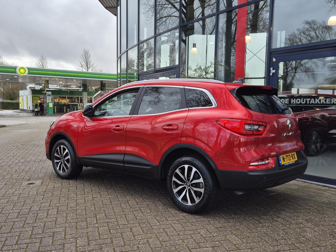 Renault KADJAR 1.3 TCe 140PK Limited | Navigatie | Parkeersensoren | Cruise Control | Climate Control | LM Velgen