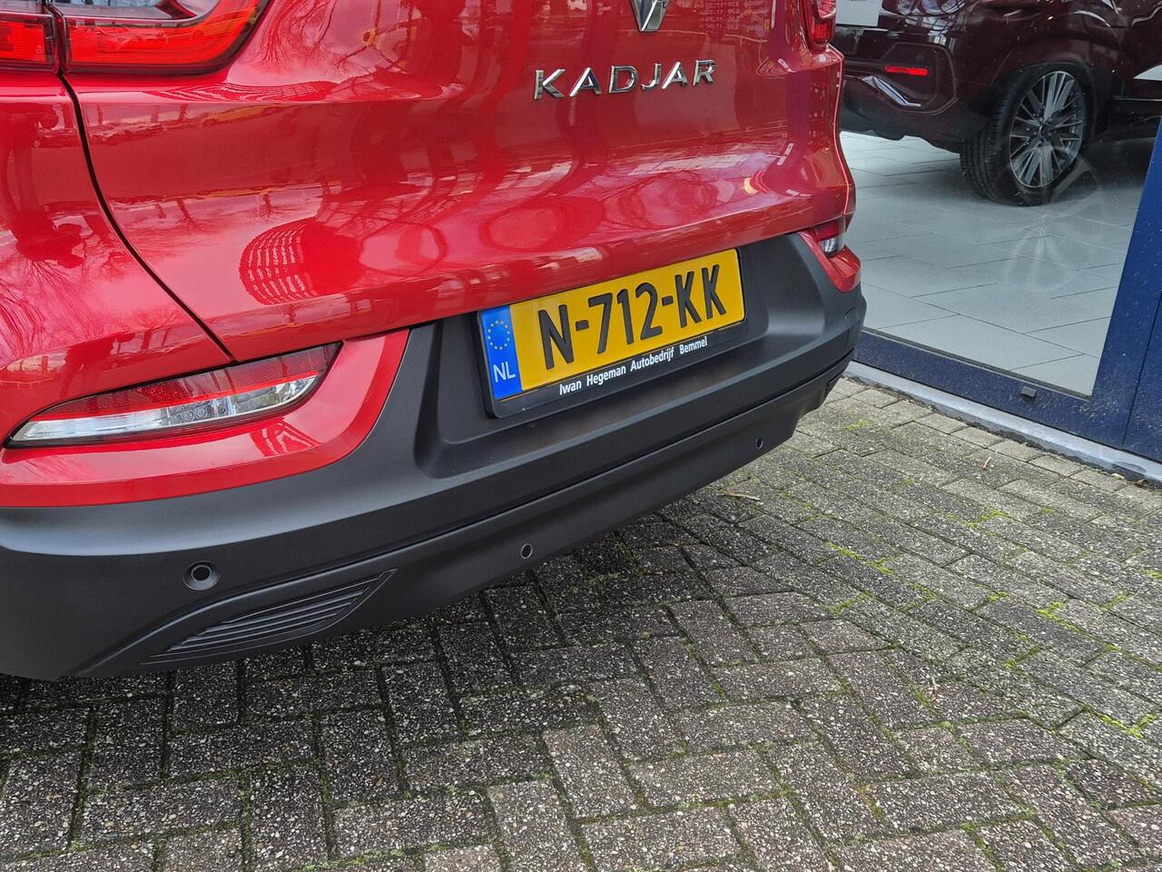 Renault KADJAR 1.3 TCe 140PK Limited | Navigatie | Parkeersensoren | Cruise Control | Climate Control | LM Velgen