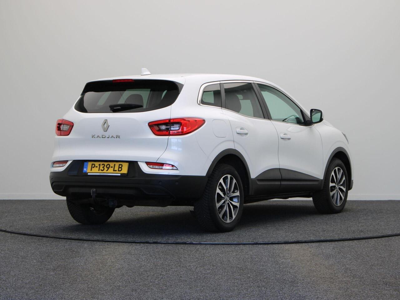 Renault KADJAR TCe 140pk EDC/Autom. Zen | Trekhaak | ABD Onderhouden | Stoelverwarming | Achteruitrijcamera | Parkeersensoren rondom | Apple Carplay & Android Auto