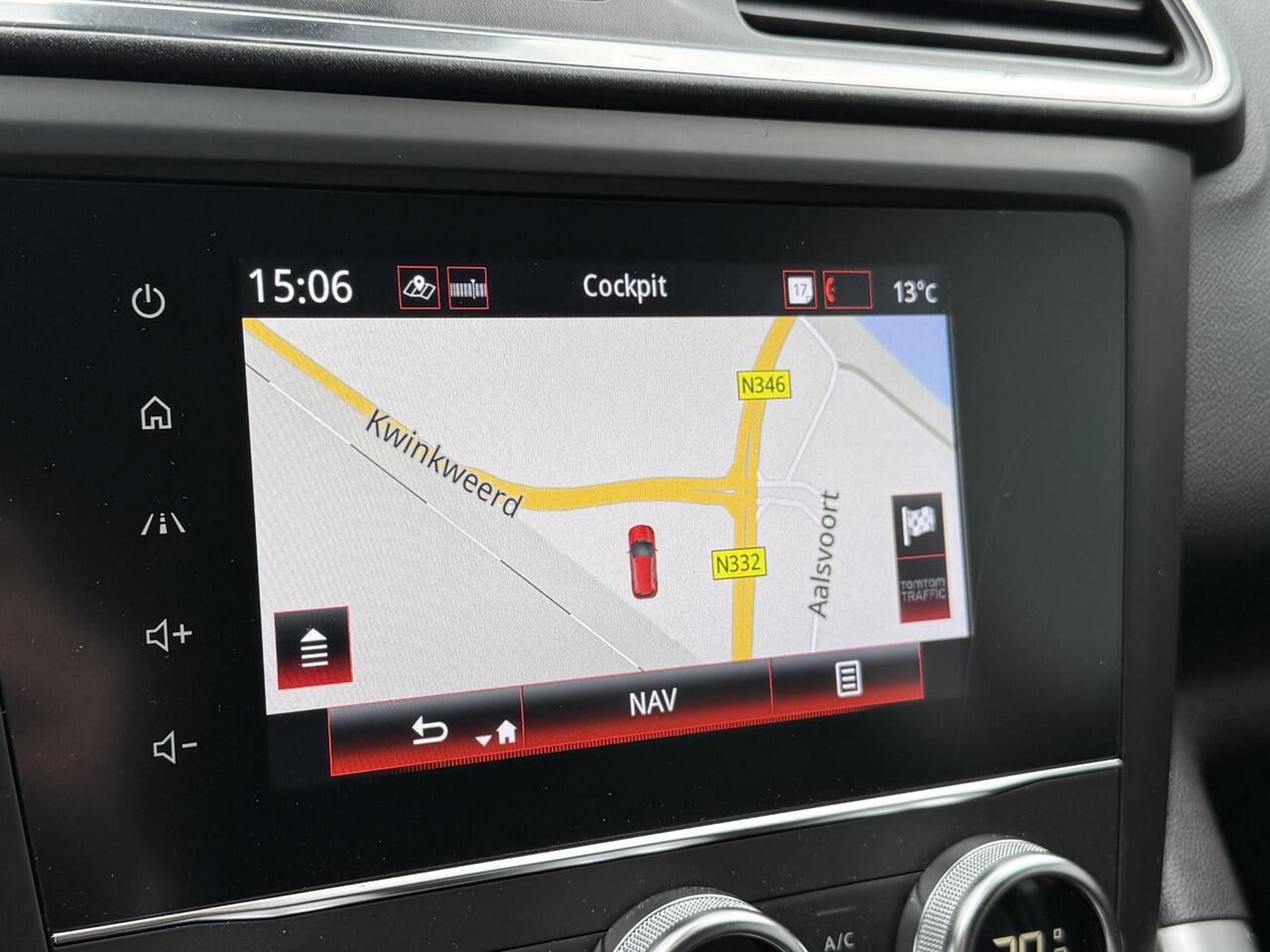 Renault KADJAR 1.3 TCe Intens | Trekhaak | Stoelverwarming | Navigatie | LED | Achteruitrijcamera | DAB | Climate Control |