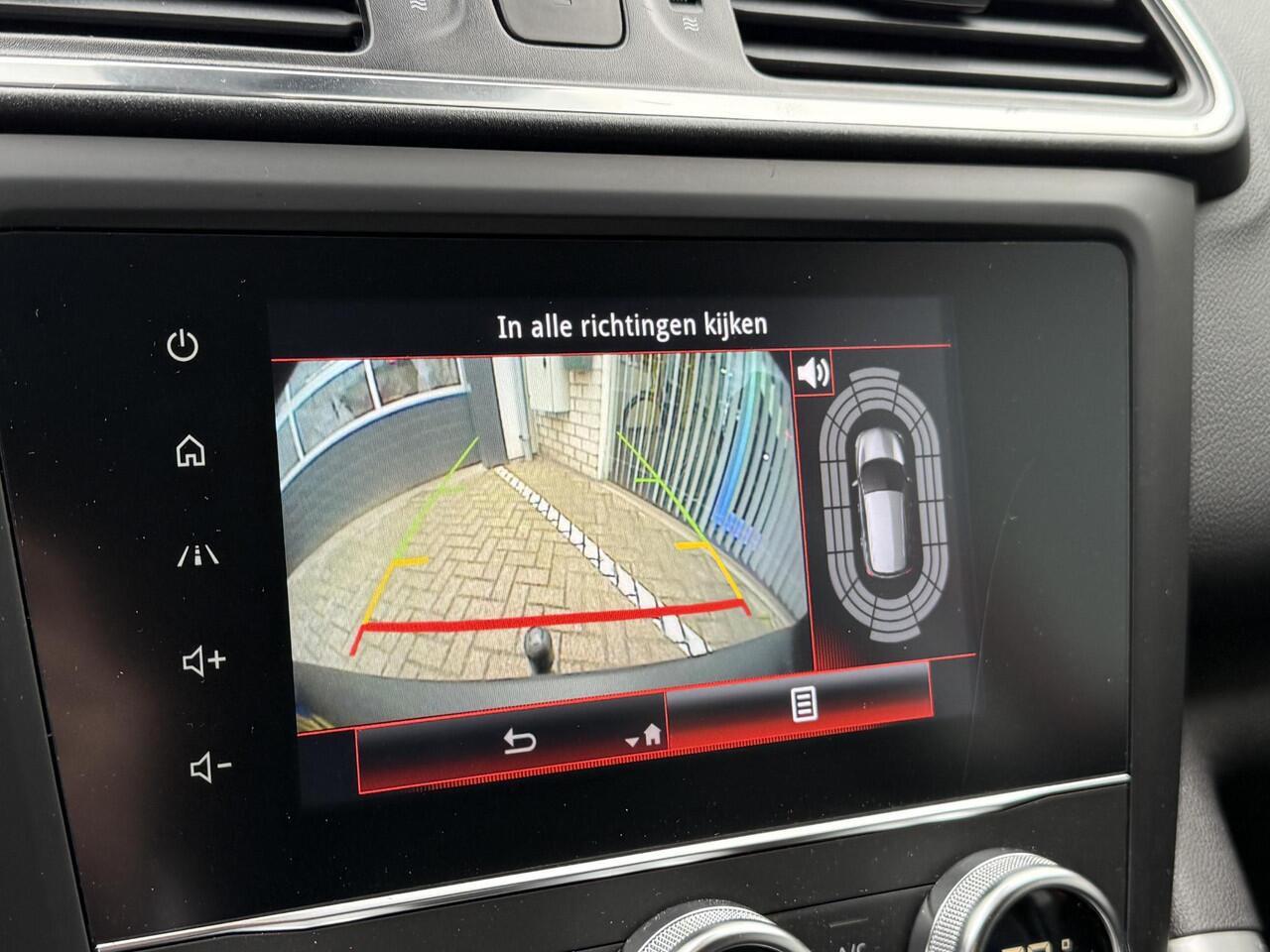 Renault KADJAR 1.3 TCe Intens | Trekhaak | Stoelverwarming | Navigatie | LED | Achteruitrijcamera | DAB | Climate Control |