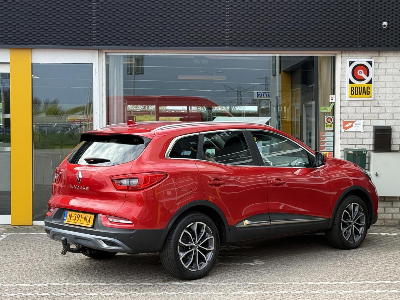 Renault KADJAR 1.3 TCe Intens | Trekhaak | Stoelverwarming | Navigatie | LED | Achteruitrijcamera | DAB | Climate Control |