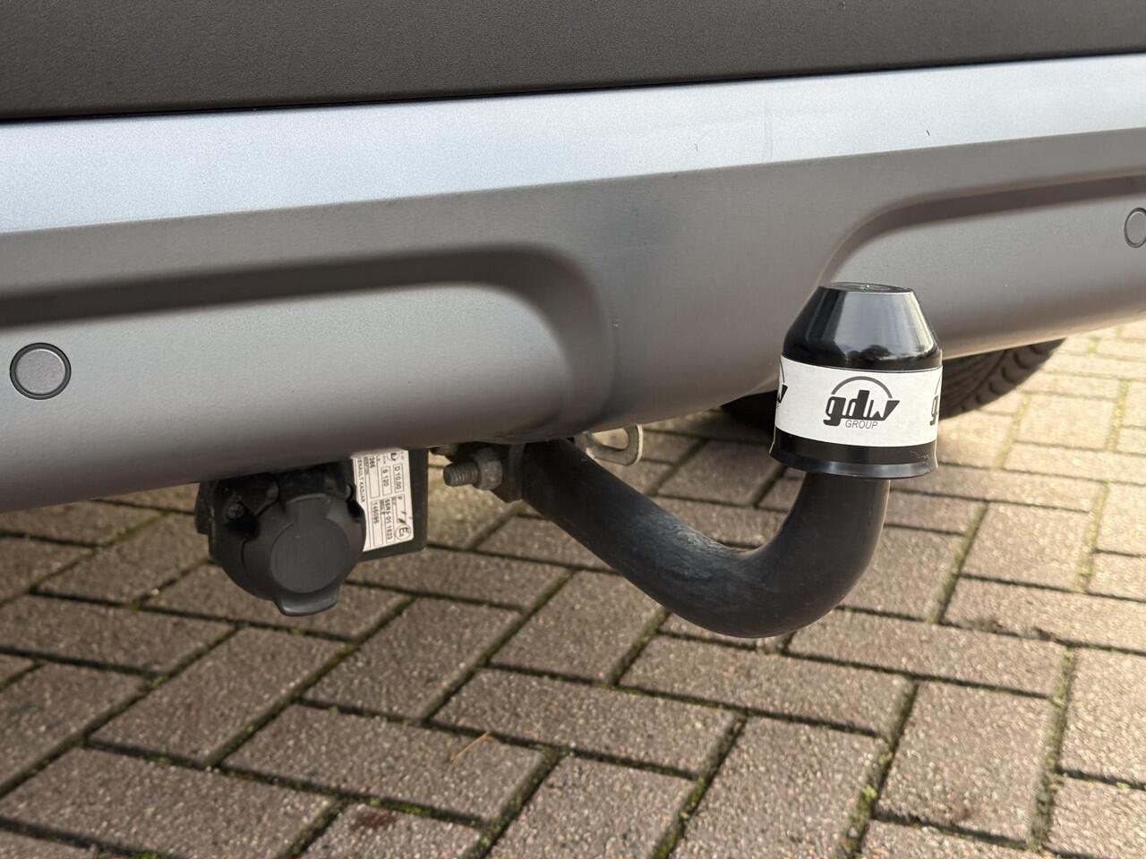 Renault KADJAR 1.3 TCe Techno / Trekhaak / 1500KG Trekgewicht / Navigatie / Stoel Verwarming / Achteruitrij Camera / Apple Carplay&Android Auto /