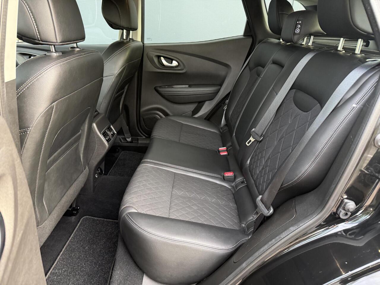 Renault KADJAR 1.3 TCe Techno / Trekhaak / 1500KG Trekgewicht / Navigatie / Stoel Verwarming / Achteruitrij Camera / Apple Carplay&Android Auto /