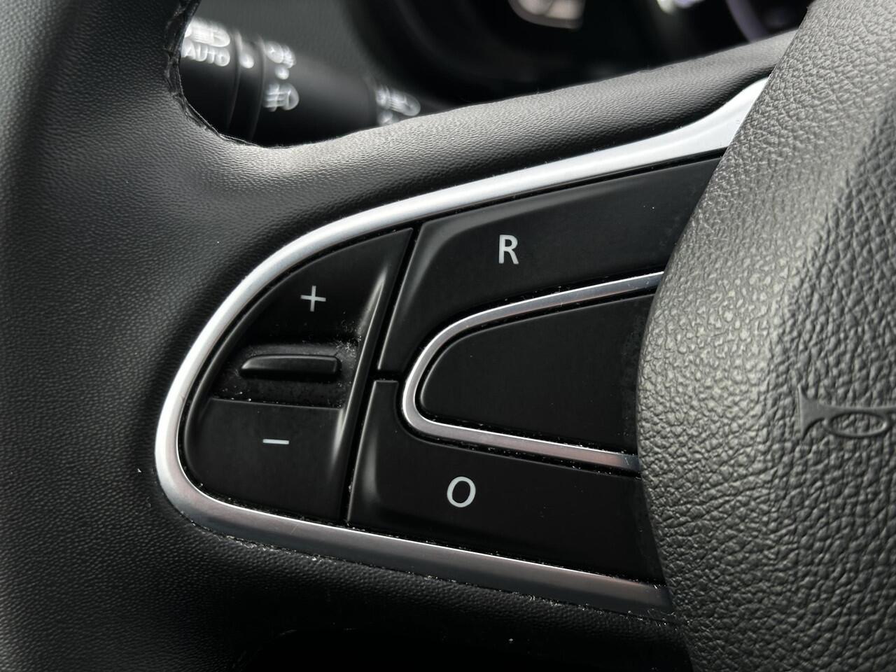 Renault KADJAR 1.3 TCe Limited | Automaat | PDC Voor en Achter | Keyless Entry/Start |