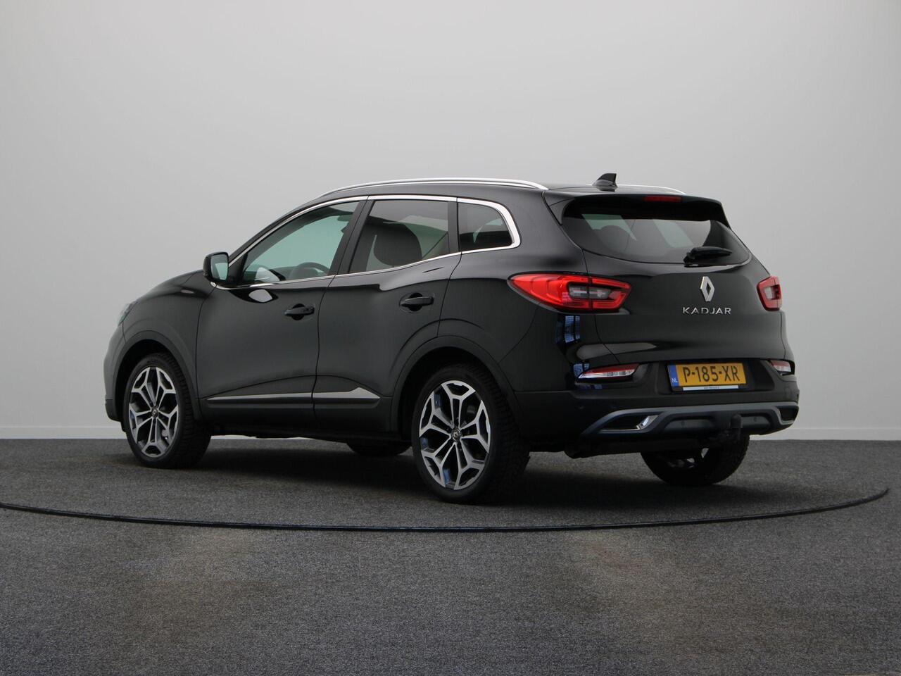 Renault KADJAR 140pk TCe Techno | Elek. uitklapbare trekhaak | Panoramadak | Dealer onderhouden | Stoelverwarming | Achteruitrijcamera |