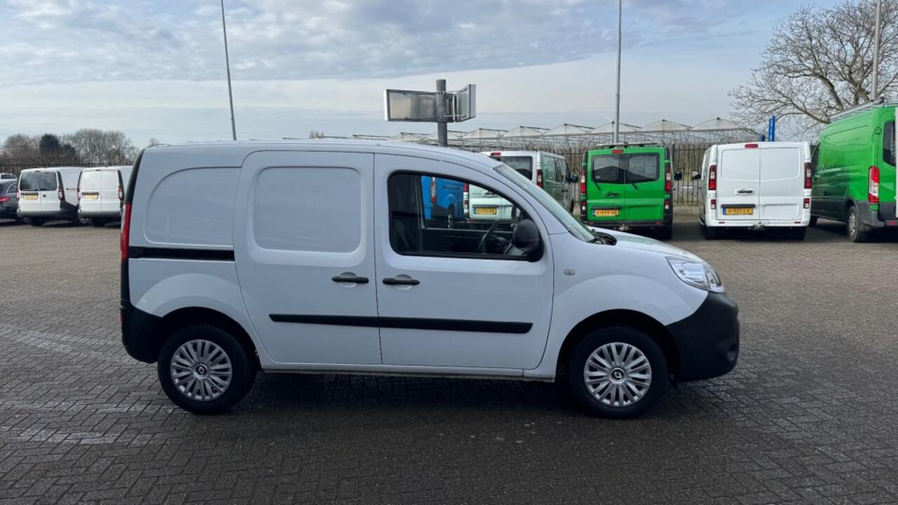 Renault KANGOO 1.5 DCI 55KW 75PK EURO 6 AIRCO/ CRUISE CONTROL/ NAVIGATIE/ SCHUI