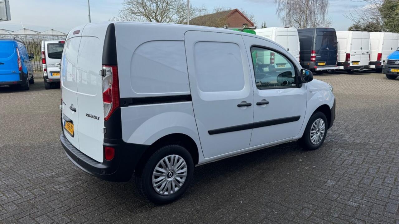 Renault KANGOO 1.5 DCI 55KW 75PK EURO 6 AIRCO/ CRUISE CONTROL/ NAVIGATIE/ SCHUI