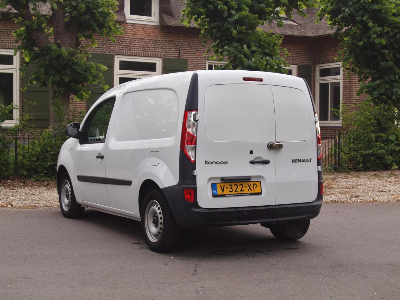 Renault KANGOO 1.2 TCe 115 EDC Comfort | Parkeersensoren | Automaat | Cruise Control | Bluetooth | Airco |