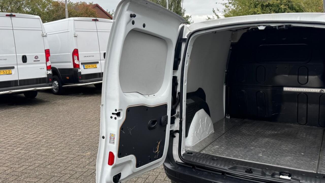 Renault KANGOO 1.5 DCI 55KW 75PK EURO 6 AIRCO/ CRUISE CONTROL/ PARKEERSENSOREN/ 100% DEALERONDERHOUDEN