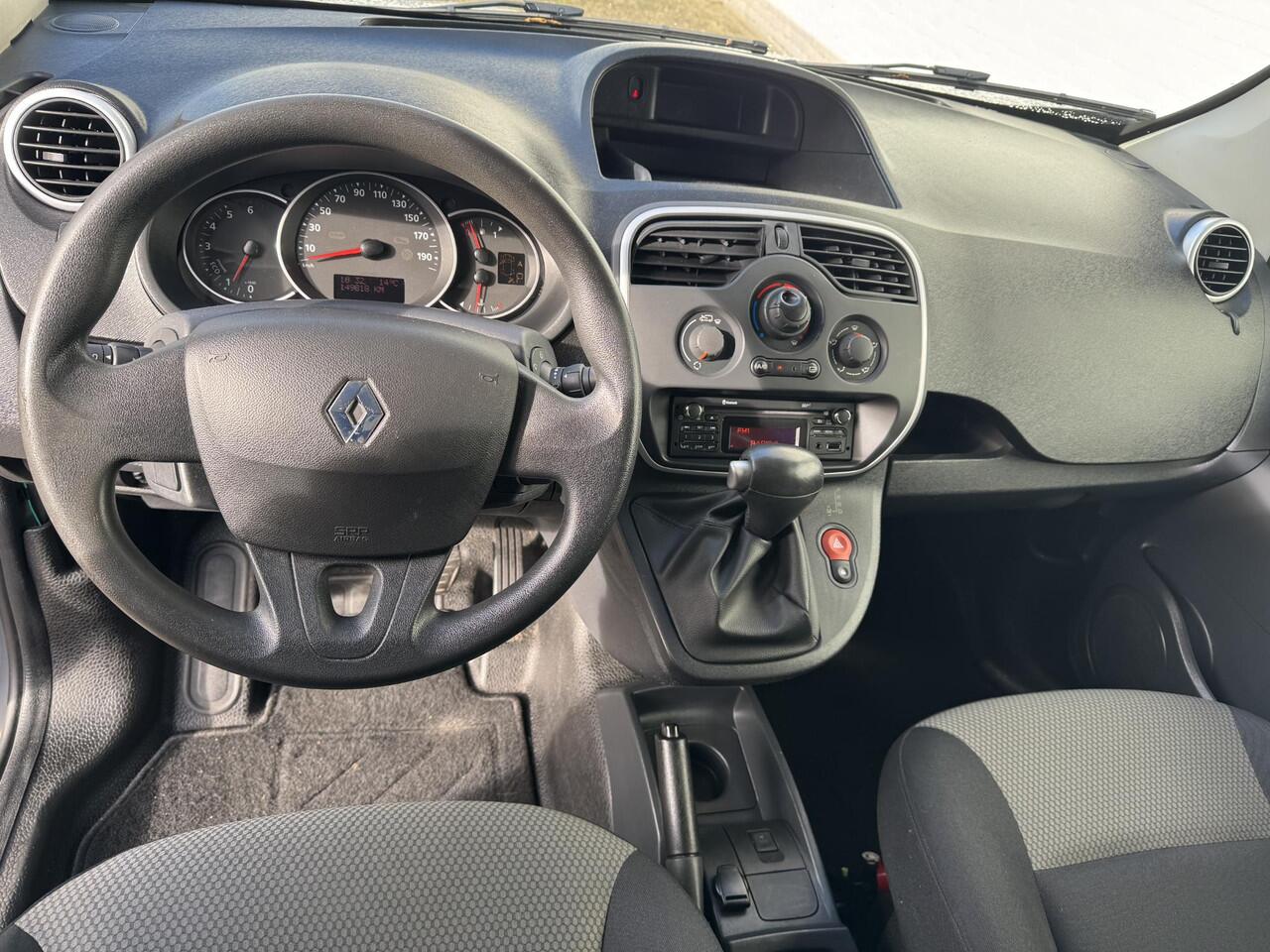 Renault KANGOO 1.2 TCe 115 EDC Comfort / interessant voor particulier !! / prijs is inclusief BTW en BPM / Automaat / Camera / Parkeersensoren / Airco / Bluetooth telefoonvoorbereiding /