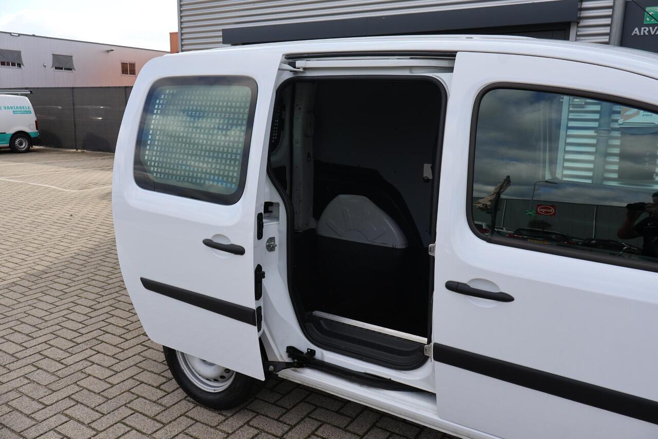 Renault KANGOO 1.5 dCi 75 Energy Comfort 1e Eigenaar | Volledig Onderh | BTW | Trekhaak | Schuifdeur Rechts | Navi | R-Link Pack | Bluetooth | DAB | Cruise | PDC Achter