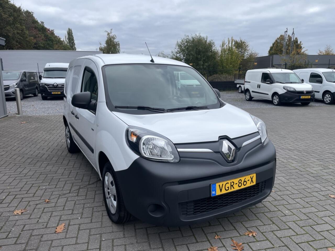 Renault KANGOO Z.E. Koopaccu 33kwh | Airco | Navigatie | PDC