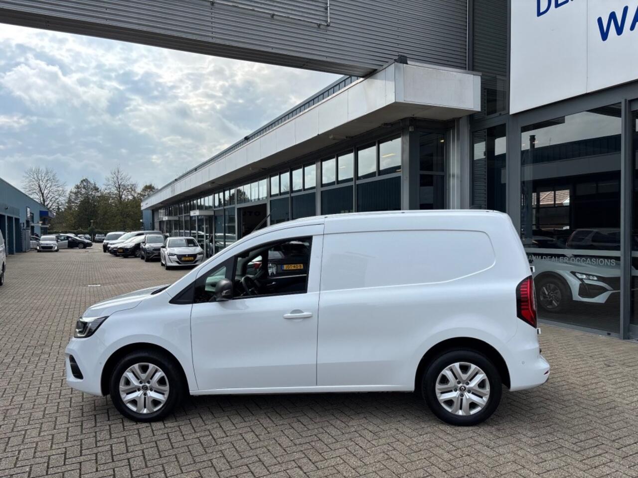 Renault KANGOO 1.5 BLUE DCI LUXE AUTOMAAT AIRCO PDC-CAMERA SCHUIFDEUR