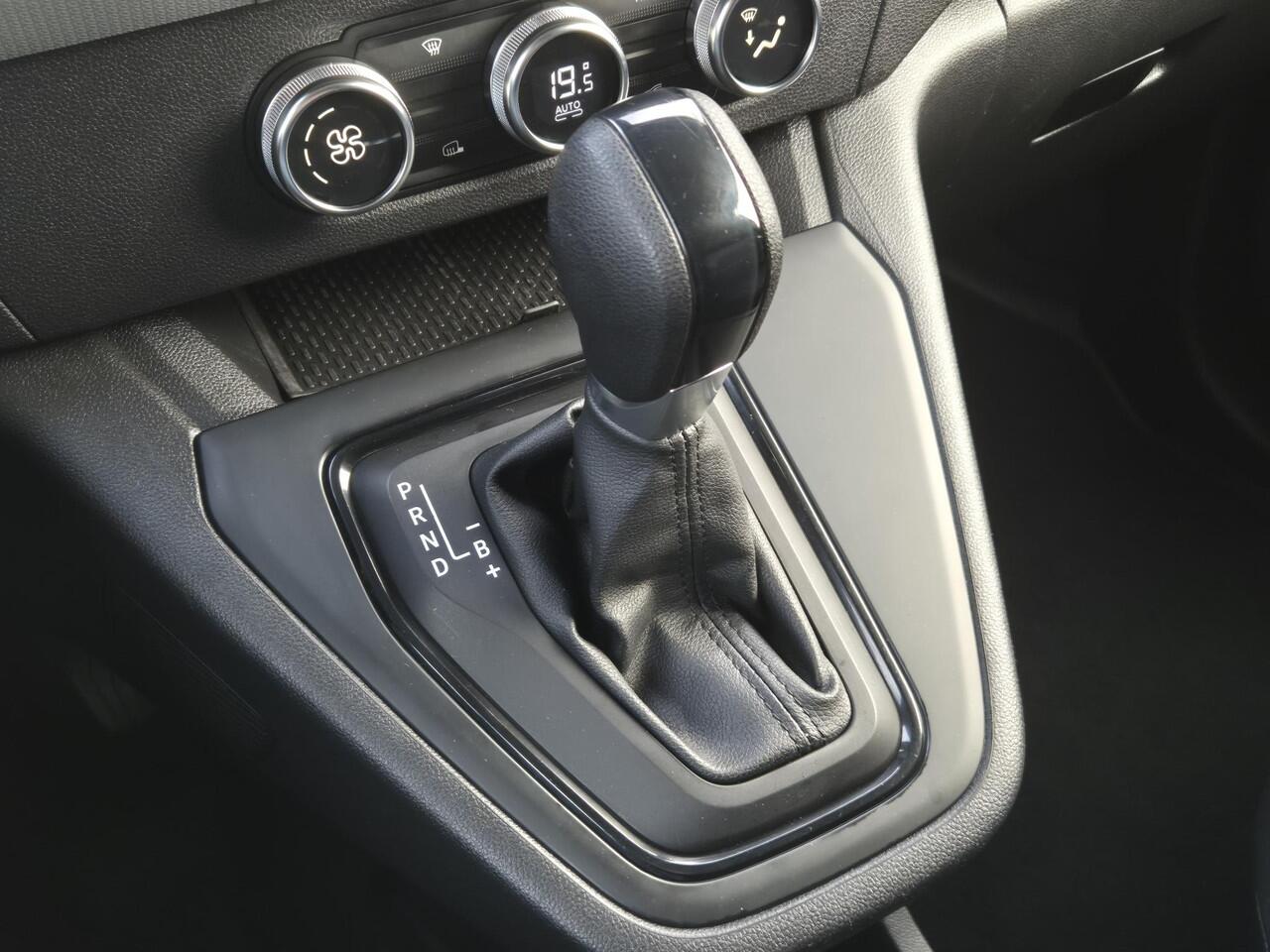 Renault KANGOO E-Tech Advance L1 Open Sesame 44 kWh Automaat / Allseason banden / actieradius 287 km / Navigatiesysteem via Apple Carplay Android Auto / Cruise control / Achterdeuren / Schuifdeur Rechts / Climate control / Parkeersensoren achter /