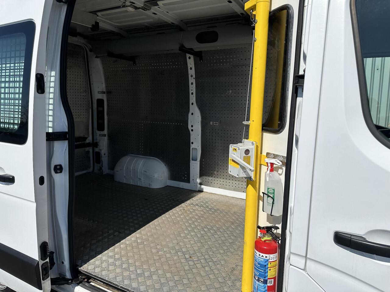 Renault MASTER T35 2.3 dCi L2H2*A/C*NAVI*HAAK*CRUISE*TEL*IMPERIAA