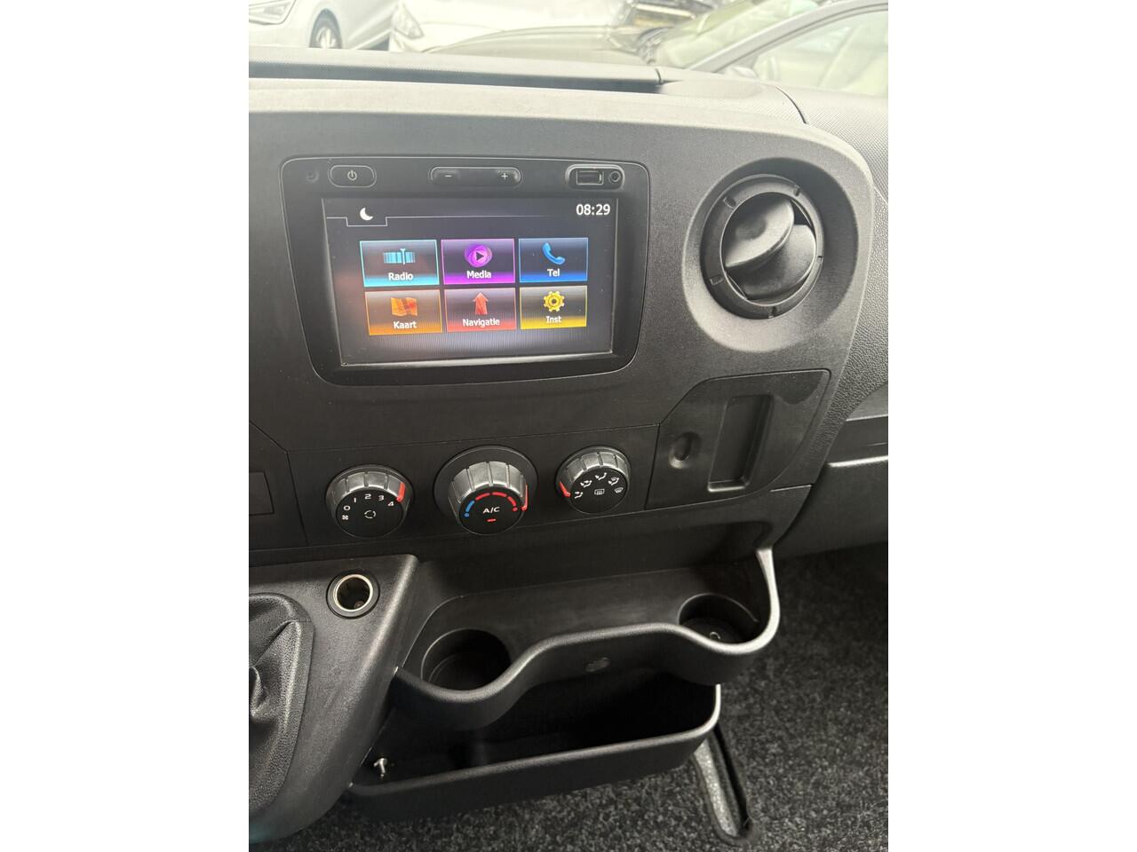 Renault MASTER T33 2.3 dCi L2H2