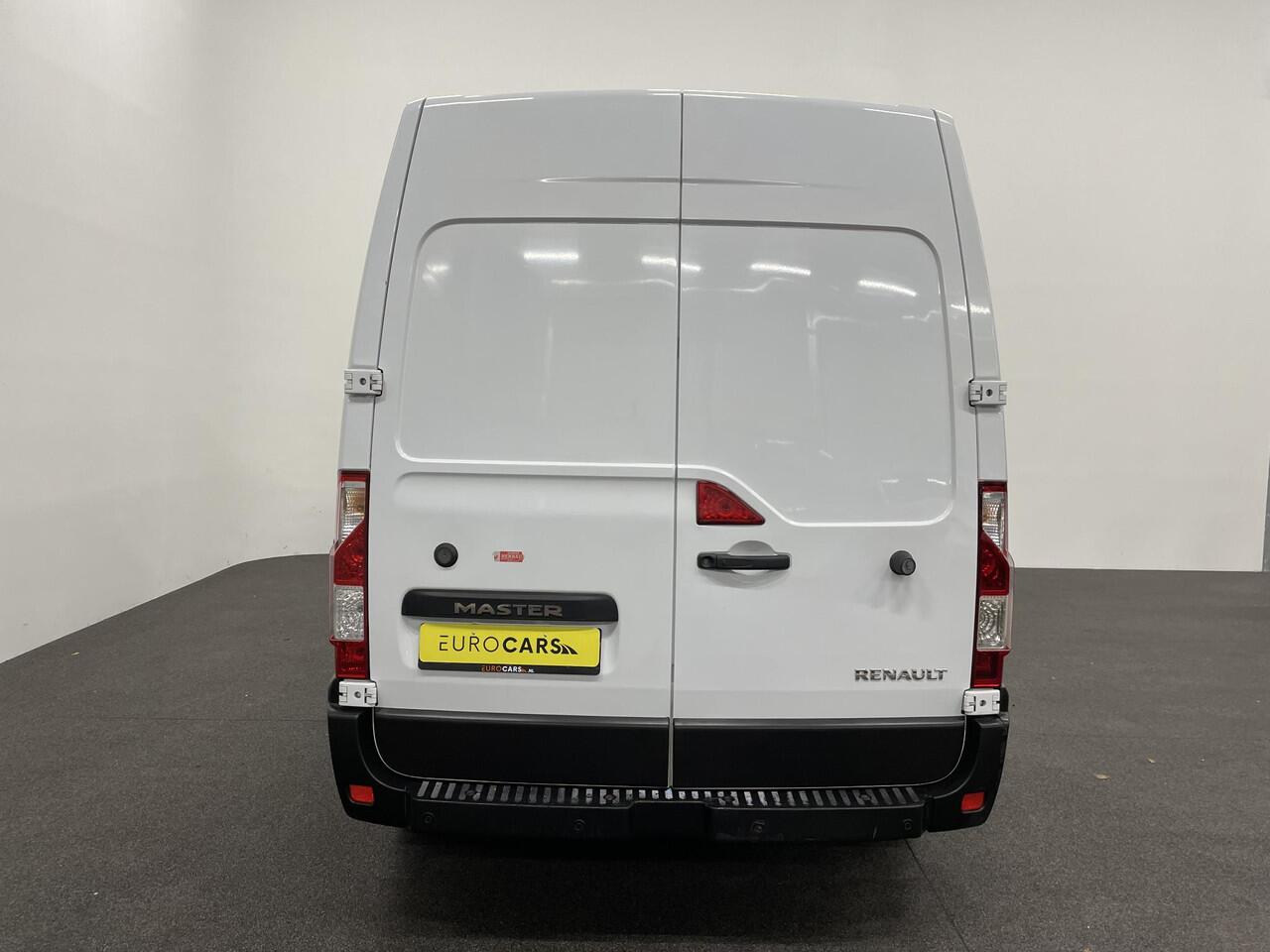 Renault MASTER T35 2.3 dCi L2H2 130PK Airco Cruise Control Navi PDA achter 2-zits