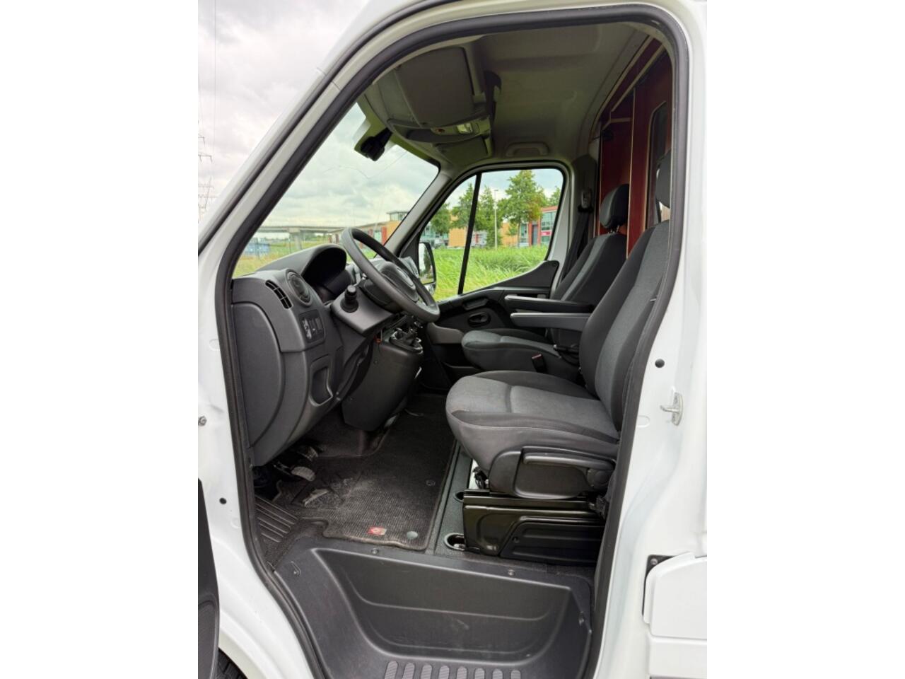 Renault MASTER T35 2.3 dCi L4H3 EL