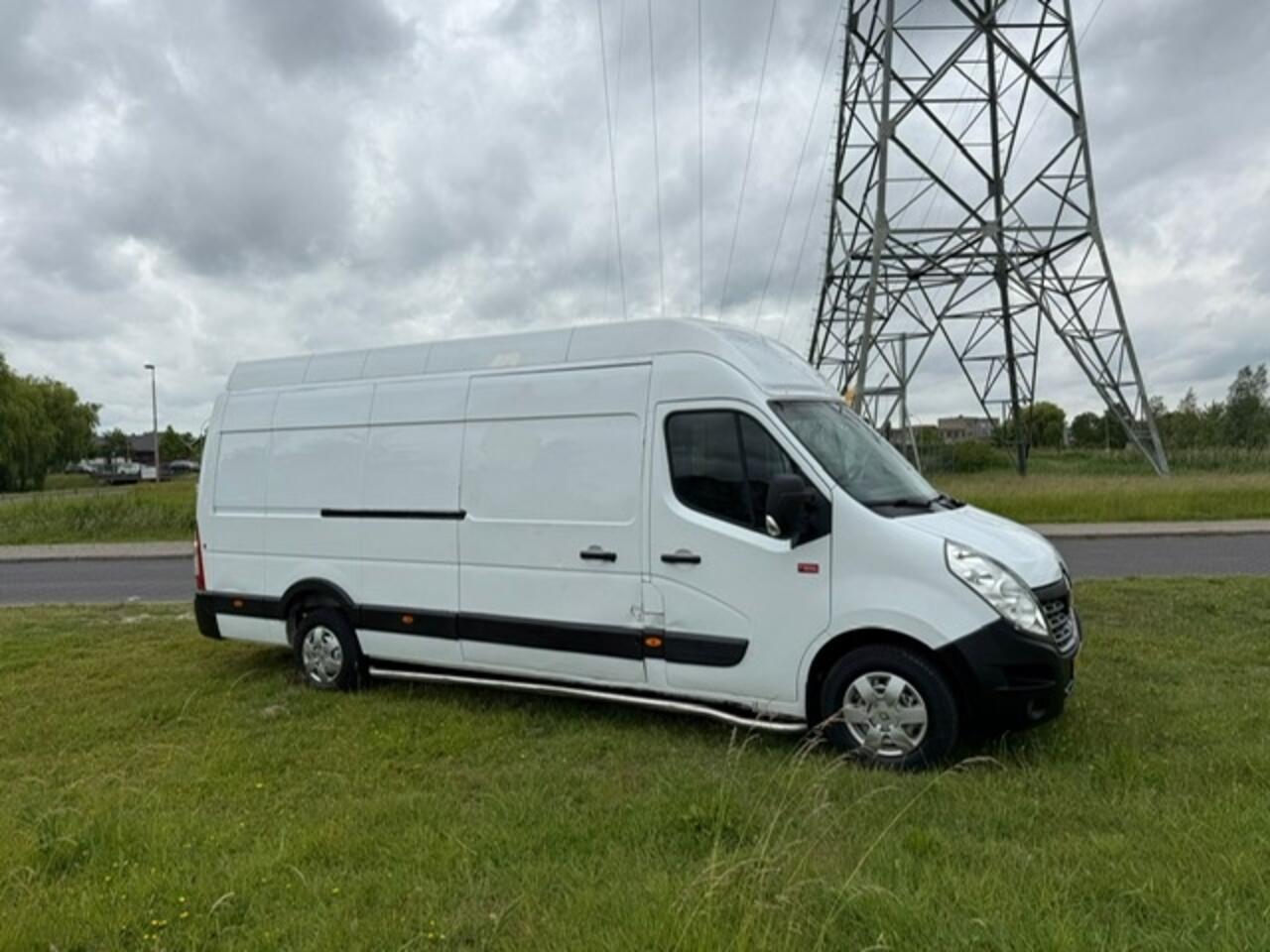 Renault MASTER T35 2.3 dCi L4H3 EL