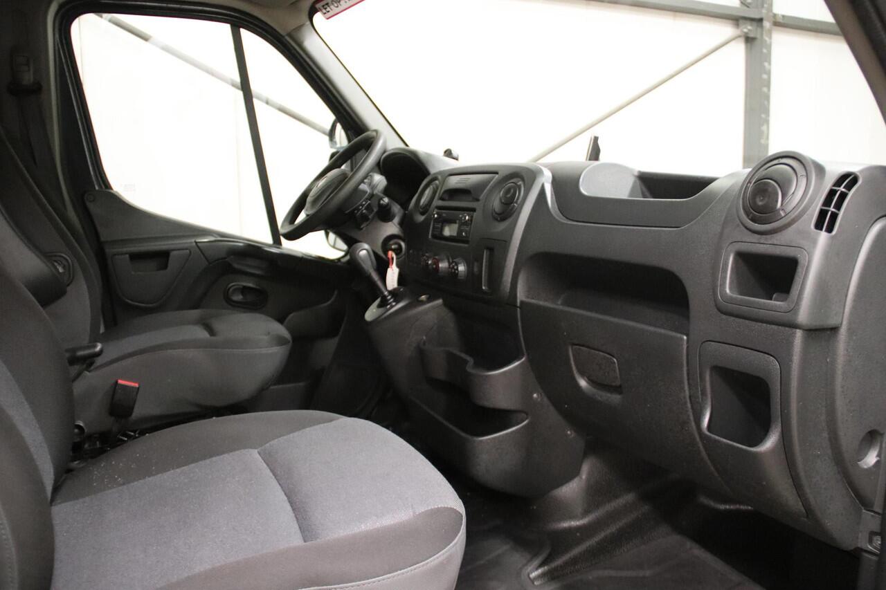 Renault MASTER 170PK AUTOMAAT PAARDENWAGEN LOWLINER VERKOOPWAGEN FOODTRUCK