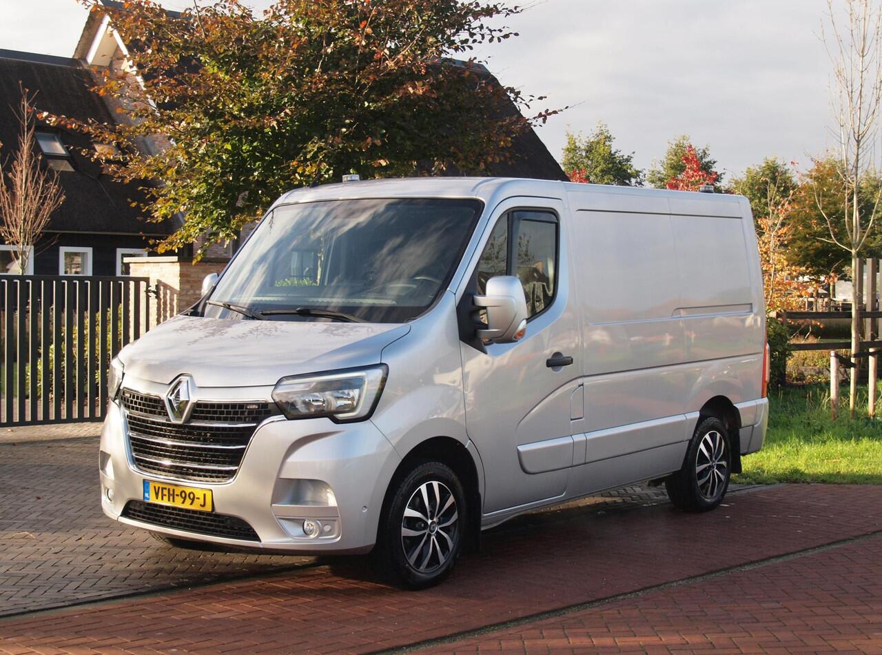 Renault MASTER T28 2.3 dCi 135 L1H1 | Camera | Trekhaak | 136PK | Nieuwstaat |