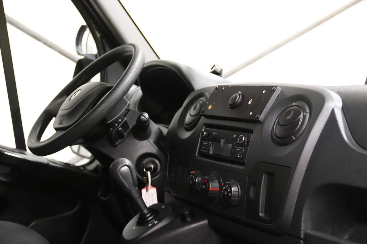 Renault MASTER 170PK AUTOMAAT LOWLINER VERKOOPWAGEN PAARDENWAGEN