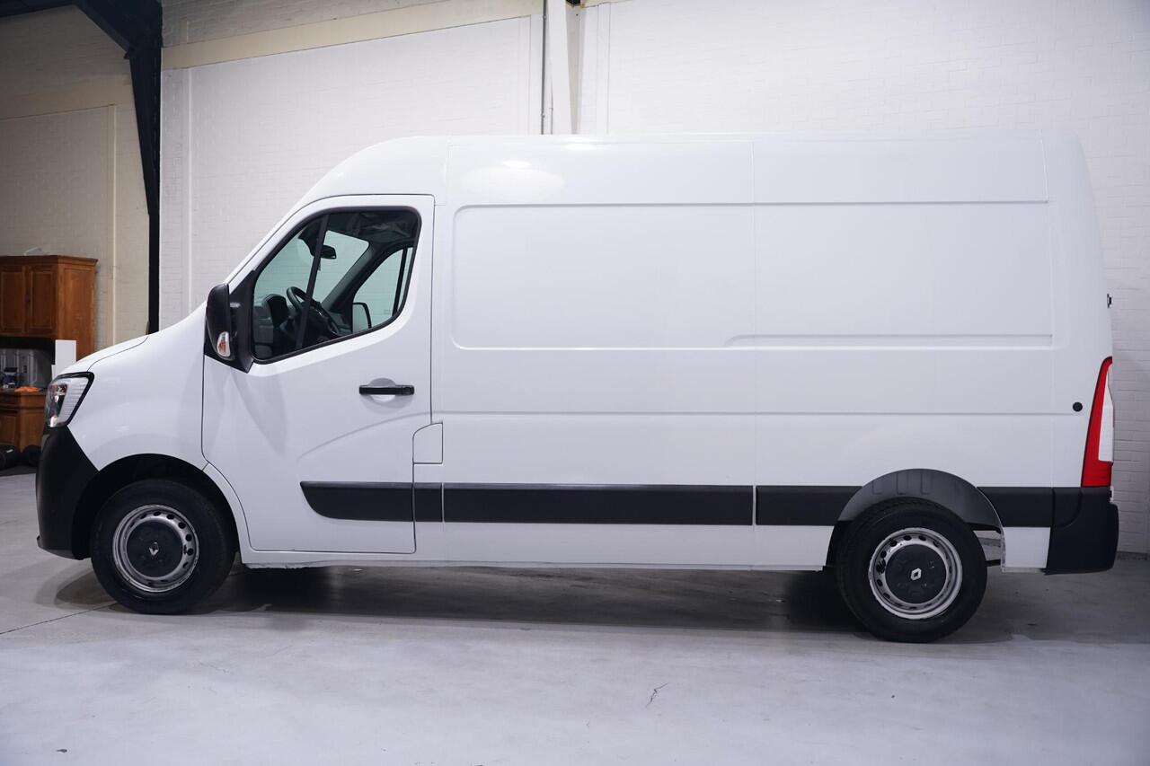 Renault MASTER 2.3 dCi 150 pk L2H2 Airco, Camera Cruise Control, Laadruimte Pakket, PDC V+A, 3-Zits