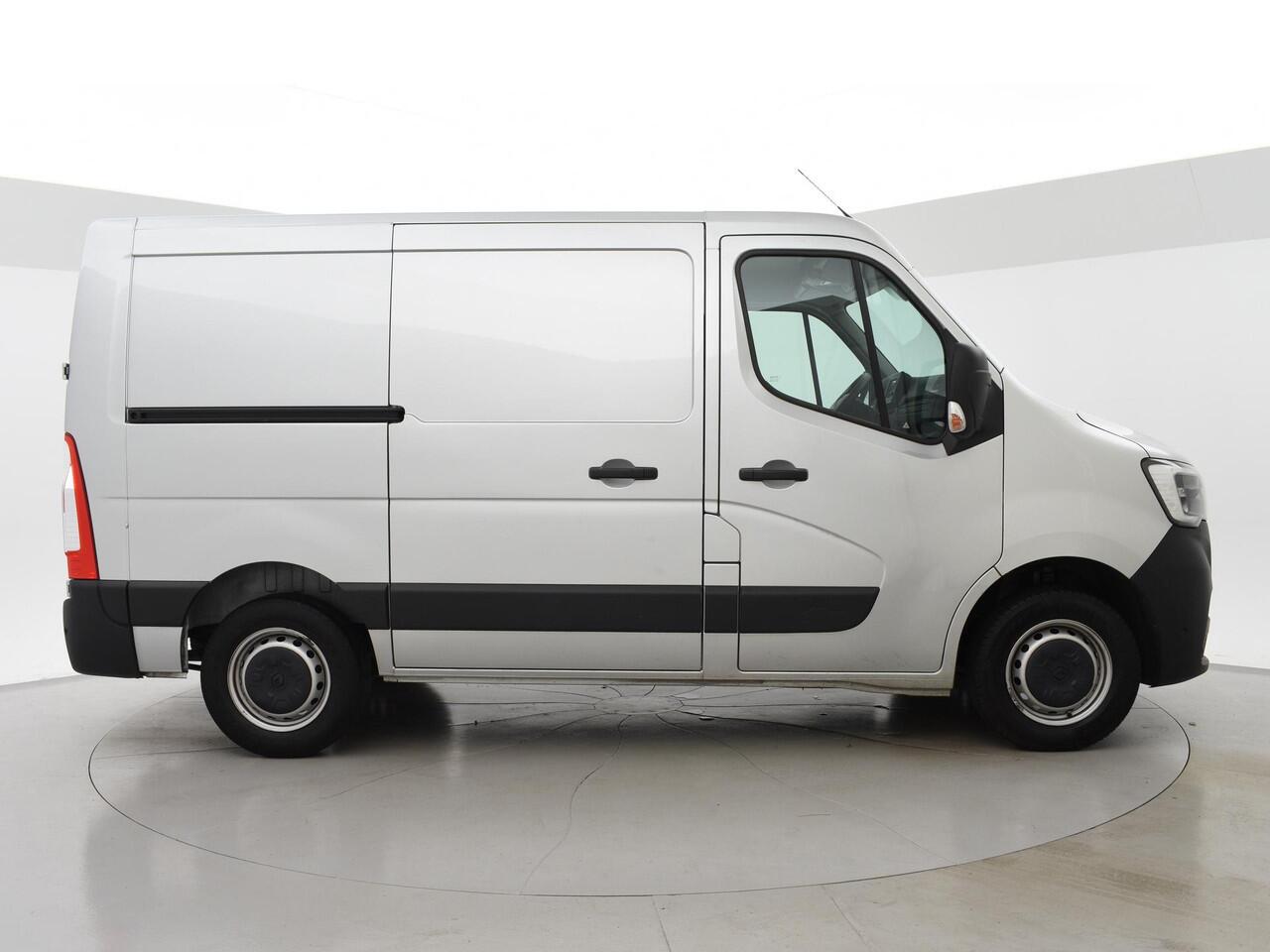 Renault MASTER 2.3 dCi 135 PK L1H1 WORK EDITION + CAMERA / TREKHAAK / NAVIGATIE / CLIMATE / CRUISE / DAB+