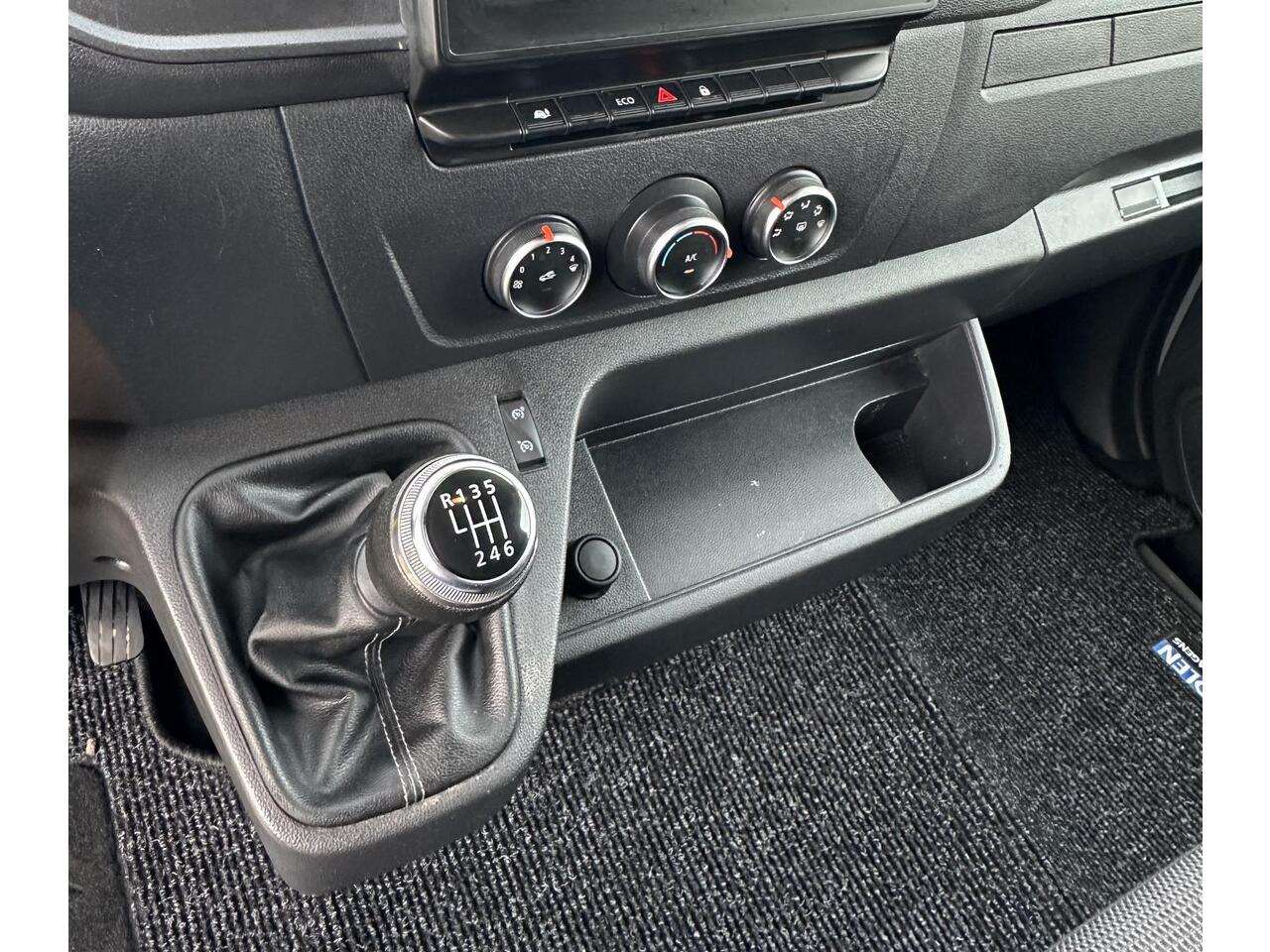 Renault MASTER T35 2.3 dCi 135 L3H2 Navi|Cruise|Trekhaak