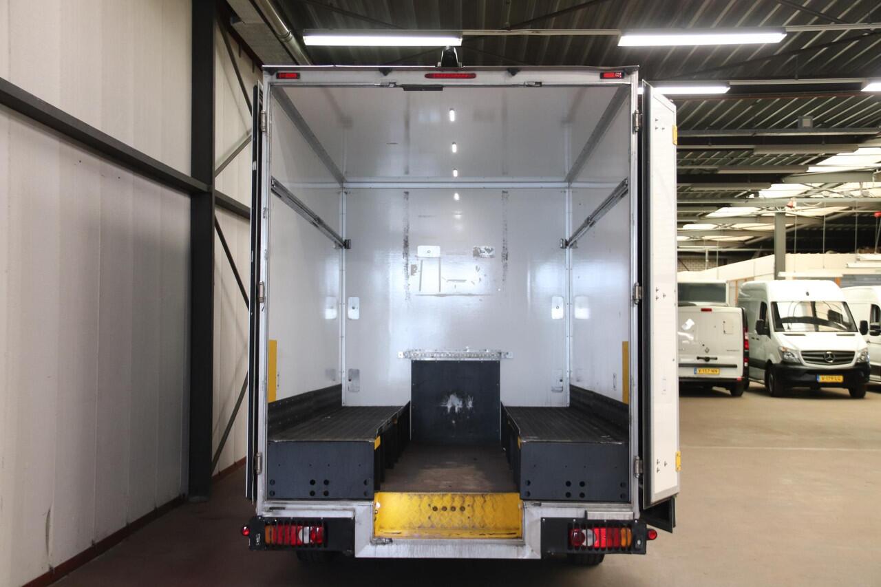 Renault MASTER 150PK AUTOMAAT Bakwagen LOWLINER VERKOOPWAGEN