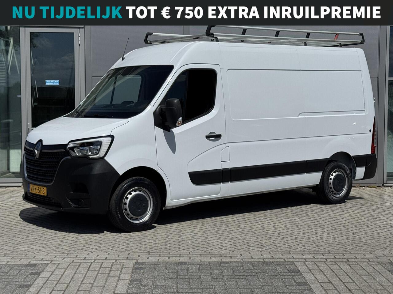 Renault MASTER T35 2.3 dCi 135 L2H2 Comfort | AIRCO | PARKEER SENSOREN | IMPERIAAL | TREKHAAK |