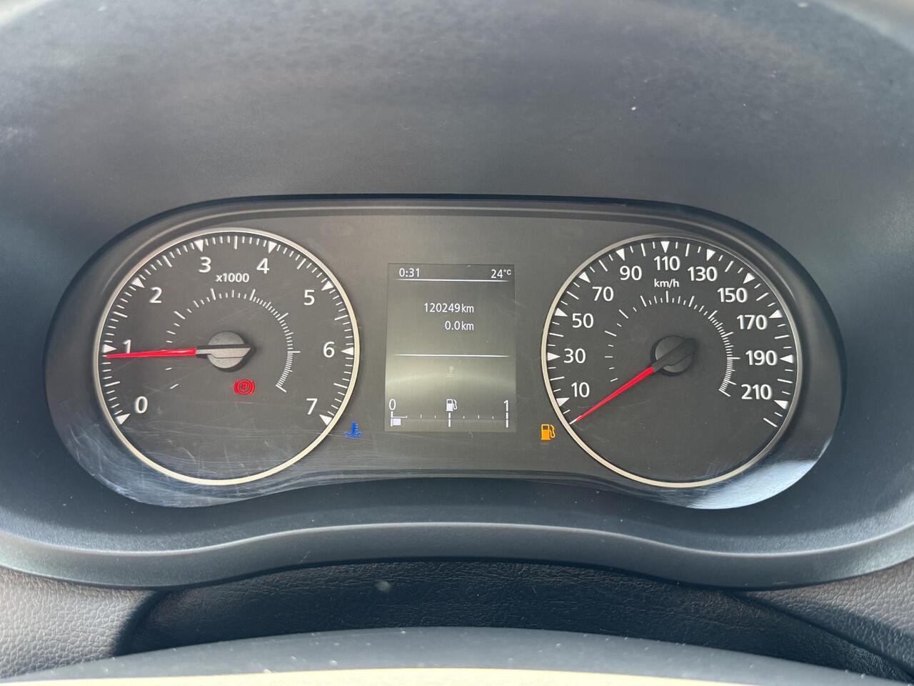 Renault MASTER T35 2.3 dCi 135 L2H2 Comfort | AIRCO | PARKEER SENSOREN | IMPERIAAL | TREKHAAK |