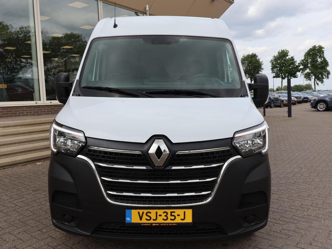 Renault MASTER T35 2.3 DCI 135 L2H2 COMFORT + APPLE CARPLAY | NAVIGATIE | CRUISE | DAB+
