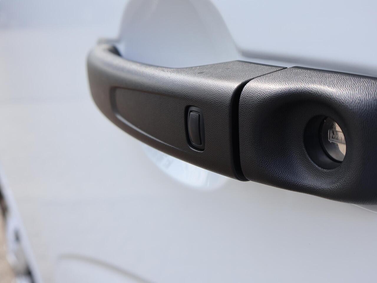 Renault MASTER T35 2.3 dCi 150 PK L2H2 WORK EDITION + KEYLESS | CRUISE CONTROL | DAB | AIRCO