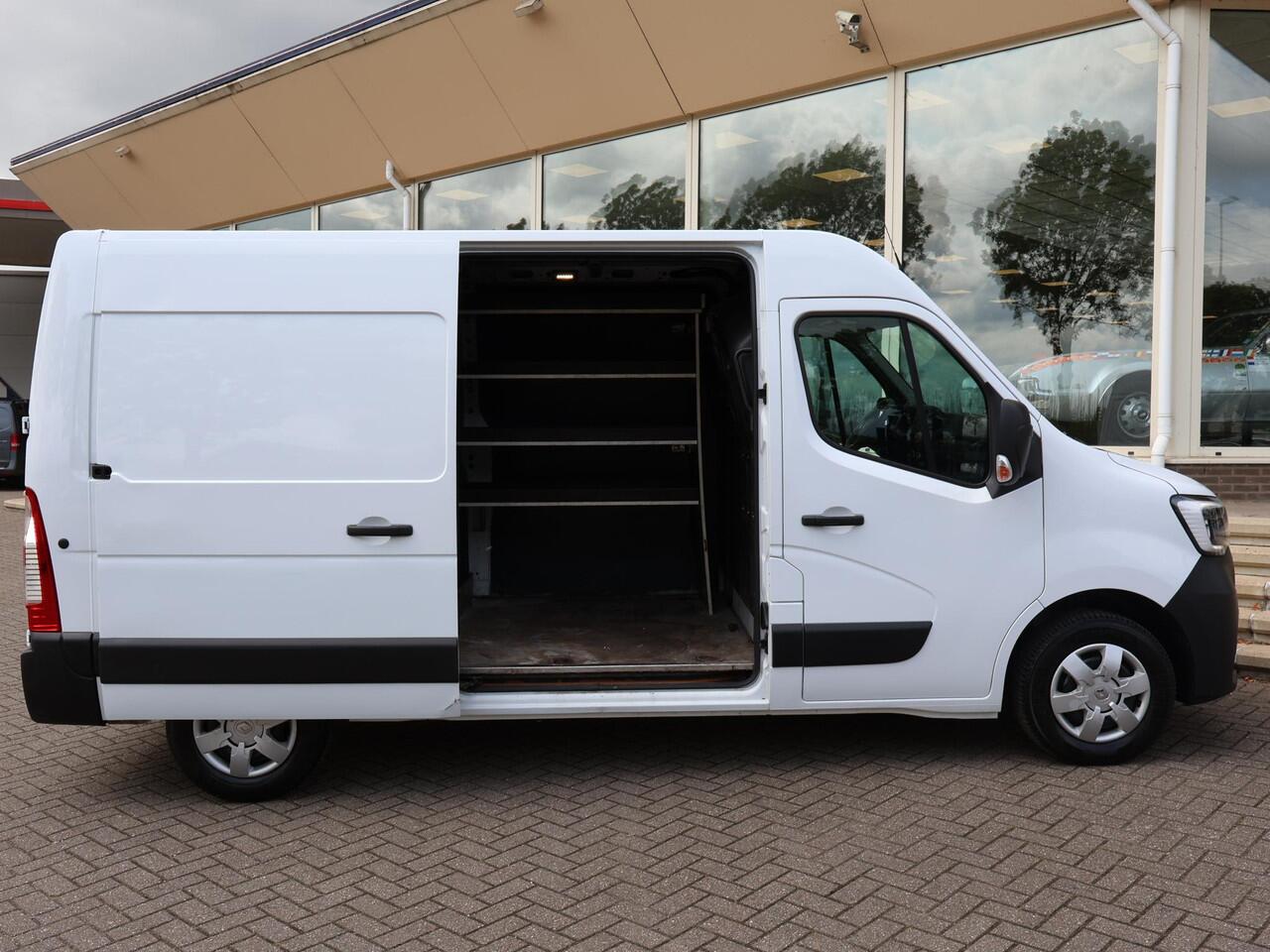 Renault MASTER T35 2.3 dCi 150 PK L2H2 WORK EDITION + KEYLESS | CRUISE CONTROL | DAB | AIRCO