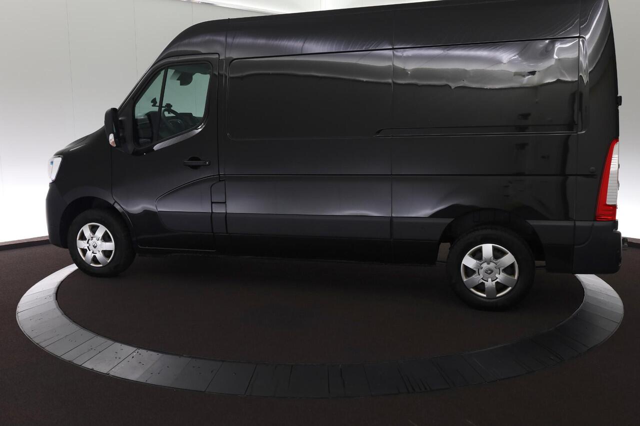 Renault MASTER T33 2.3 dCi 135 L2H2 Work Edition