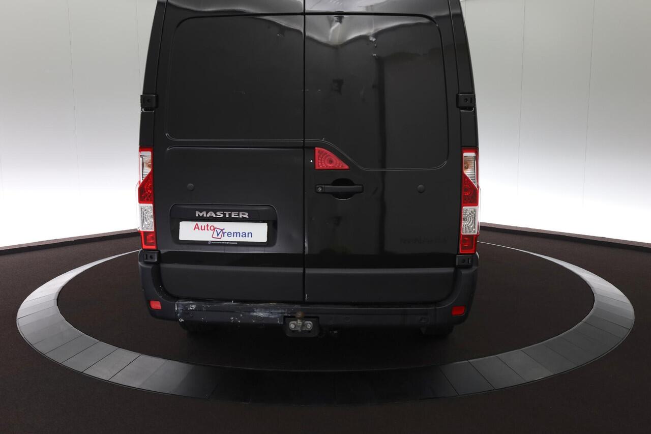 Renault MASTER T33 2.3 dCi 135 L2H2 Work Edition